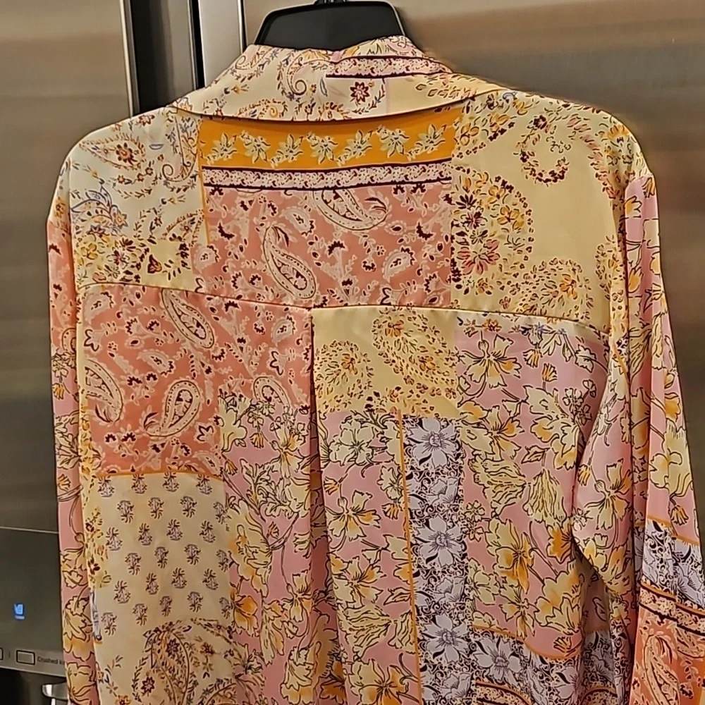 💕ZARA💕 Printed Satin Effect Shirt ~ Pink Multi-Color Paisley Print Medium